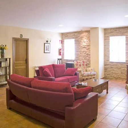 Guest house La Piedra Del Mediodia *